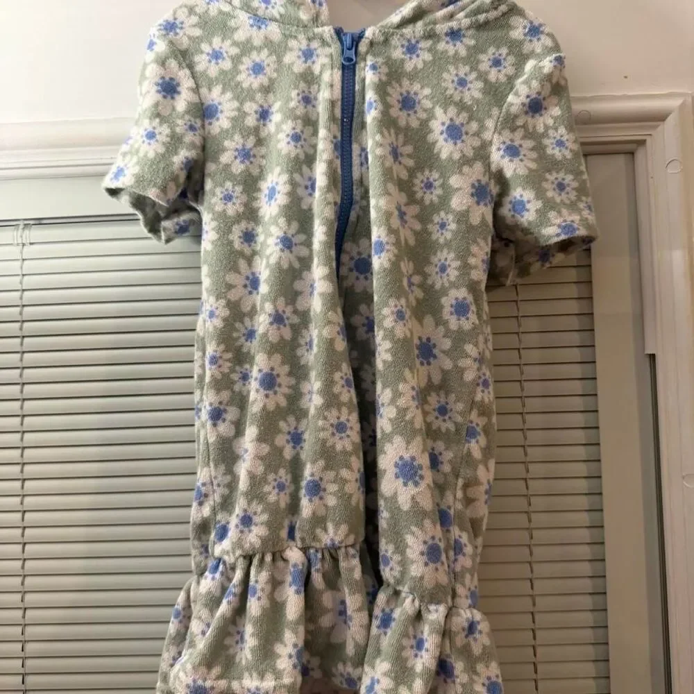 Girls Size 4 swimsuit bundle